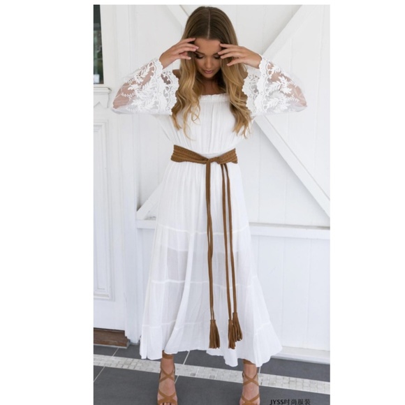 IN STOCK Off shoulder lace sleeve Maxi Dress - Picture 7 of 9